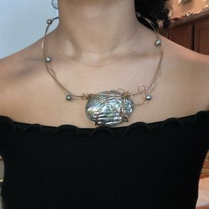 gold pearl wired necklace